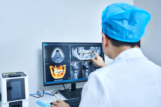 Best Emergency Dental Care for Broken or Chipped Teeth in Hampton Manor, NY